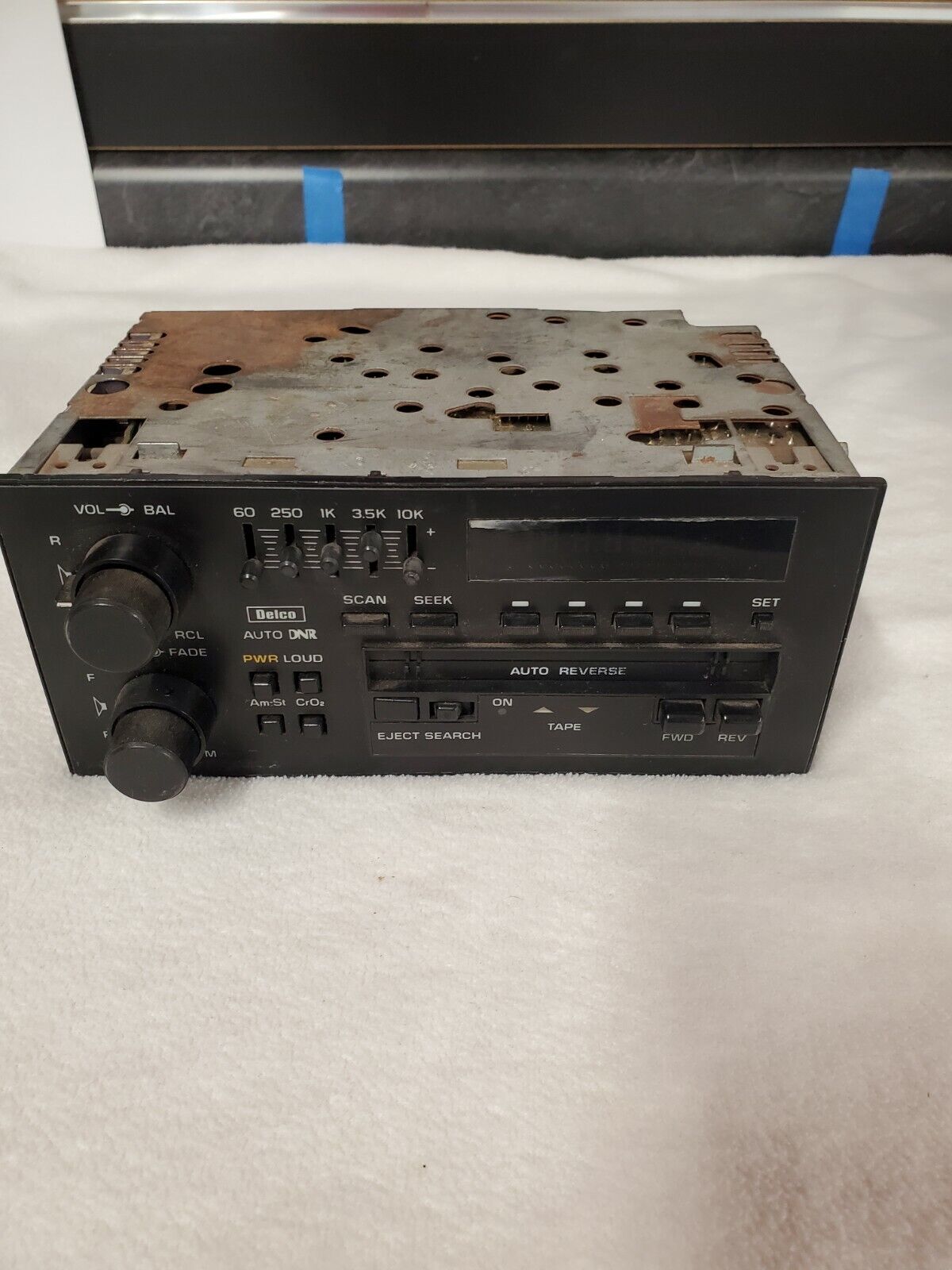 Delco Am/fm Radio With Eq Model 16075061